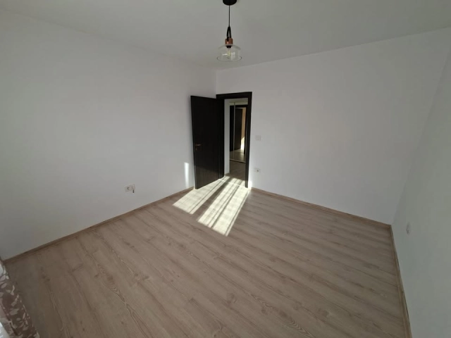 Apartament 3 camere - Popas Pacurari