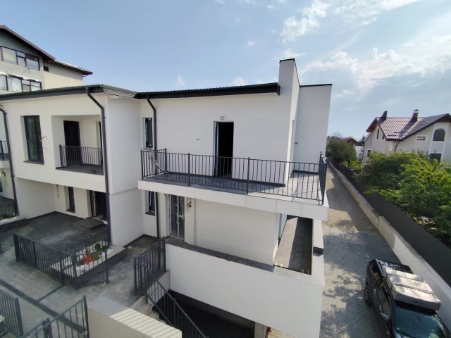 Apartament 3 camere - Valea Lupului