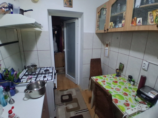 Apartament 3 camere - Pacurari