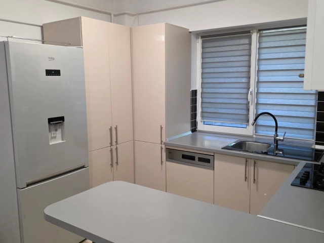 Apartament 3 camere - Popas Pacurari