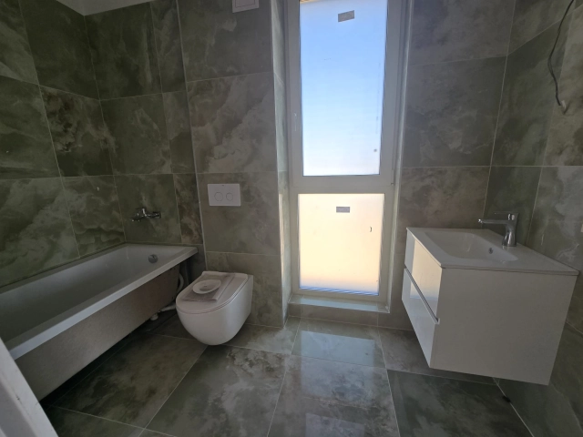 Apartament 3 camere - Pacurari