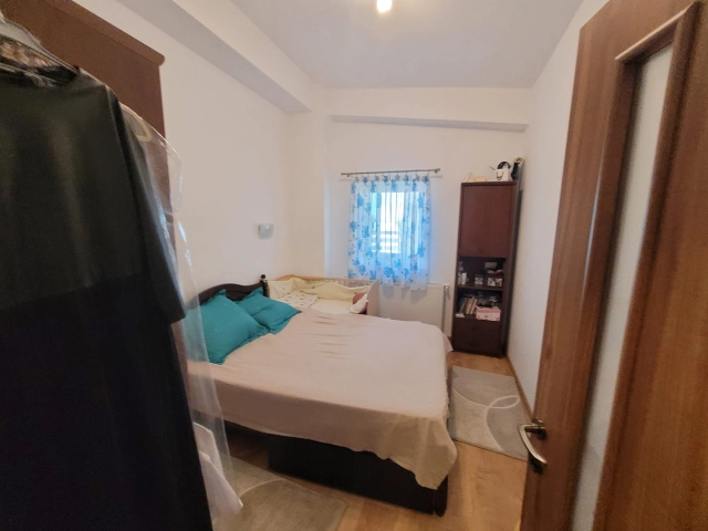 Apartament 3 camere - Pacurari