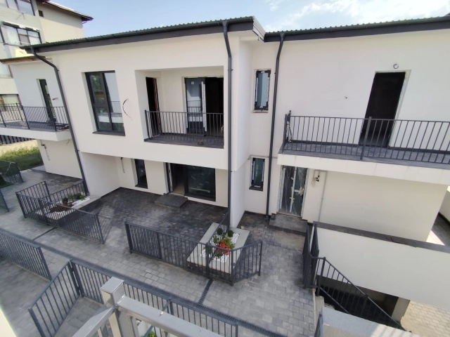 Apartament 3 camere - Popas Pacurari