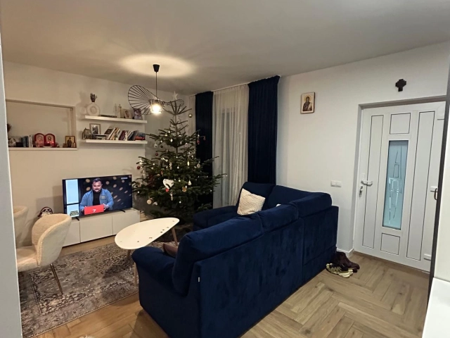 Apartament 3 camere - Pacurari