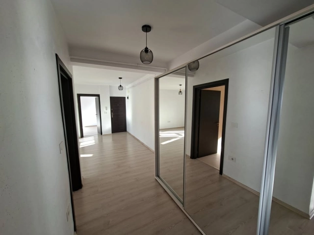 Apartament 3 camere - Popas Pacurari